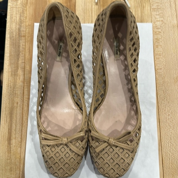 Miu Miu kitten heels Tan/Beige 38 Sz 8